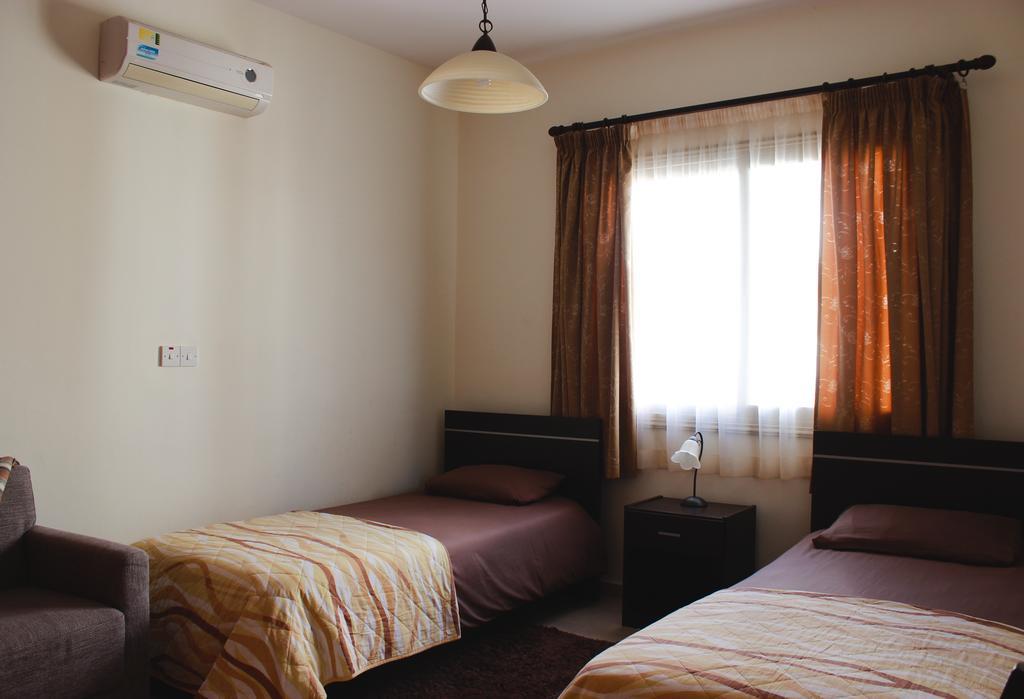 King'S Gardens Apartment Paphos Exterior foto